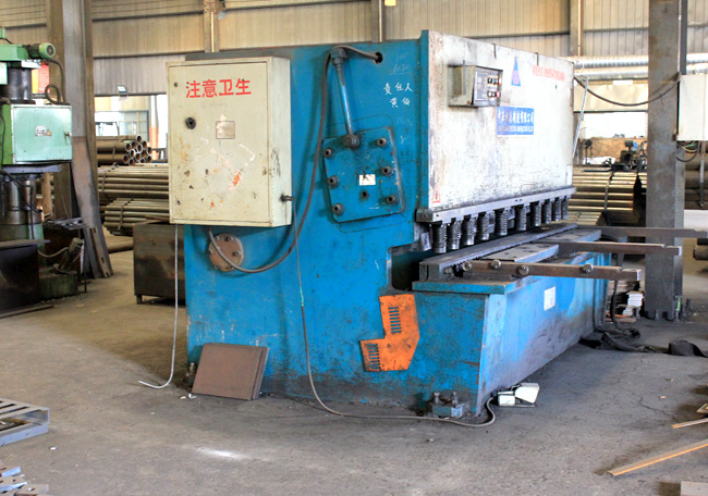 螺栓球網架剪板...